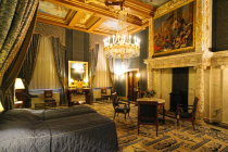 website490048.jpg