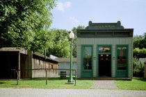 website501055.jpg