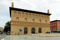 website555048.jpg