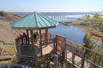 website607048.jpg