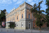 website711035.jpg